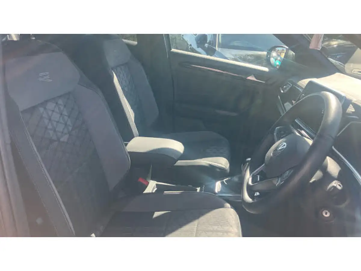 2024-volkswagen-t-roc-15-tsi-r-line-hatchback-5d-dsg-big-14