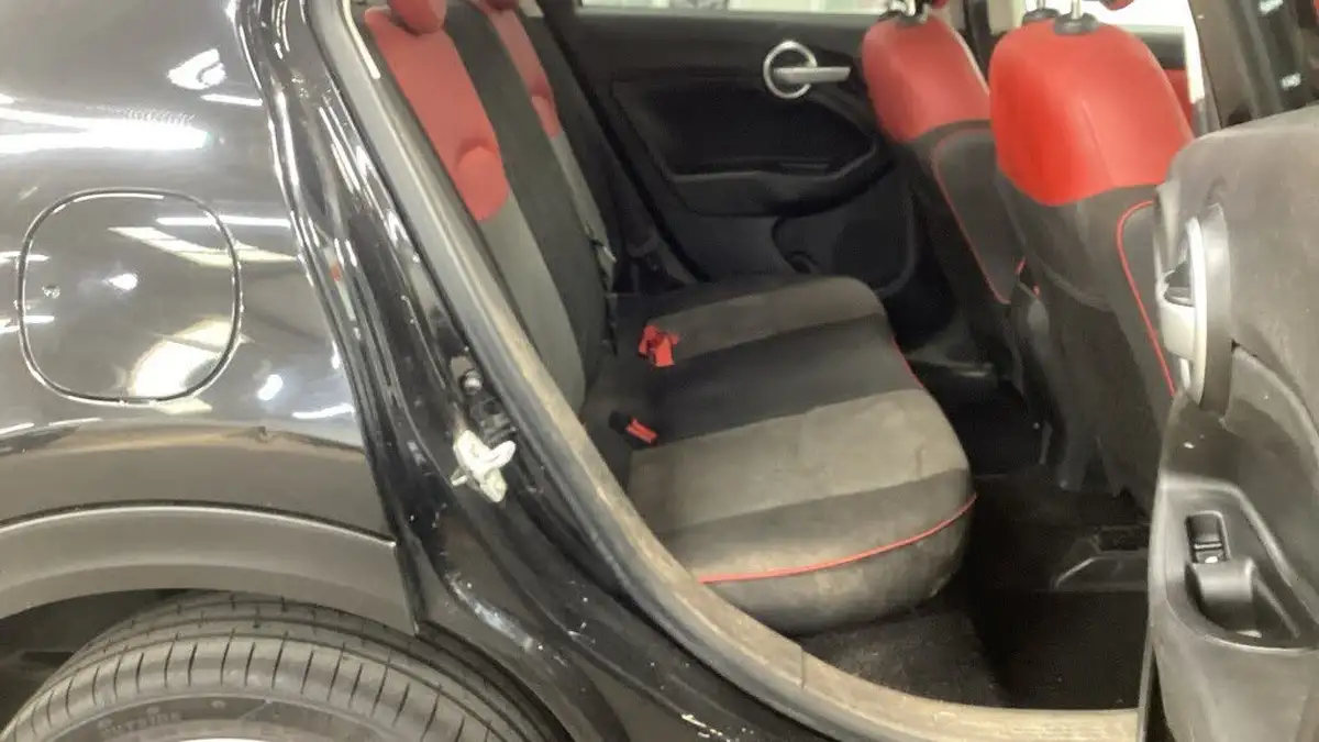2015-fiat-500x-14-pop-star-opening-edition-big-7