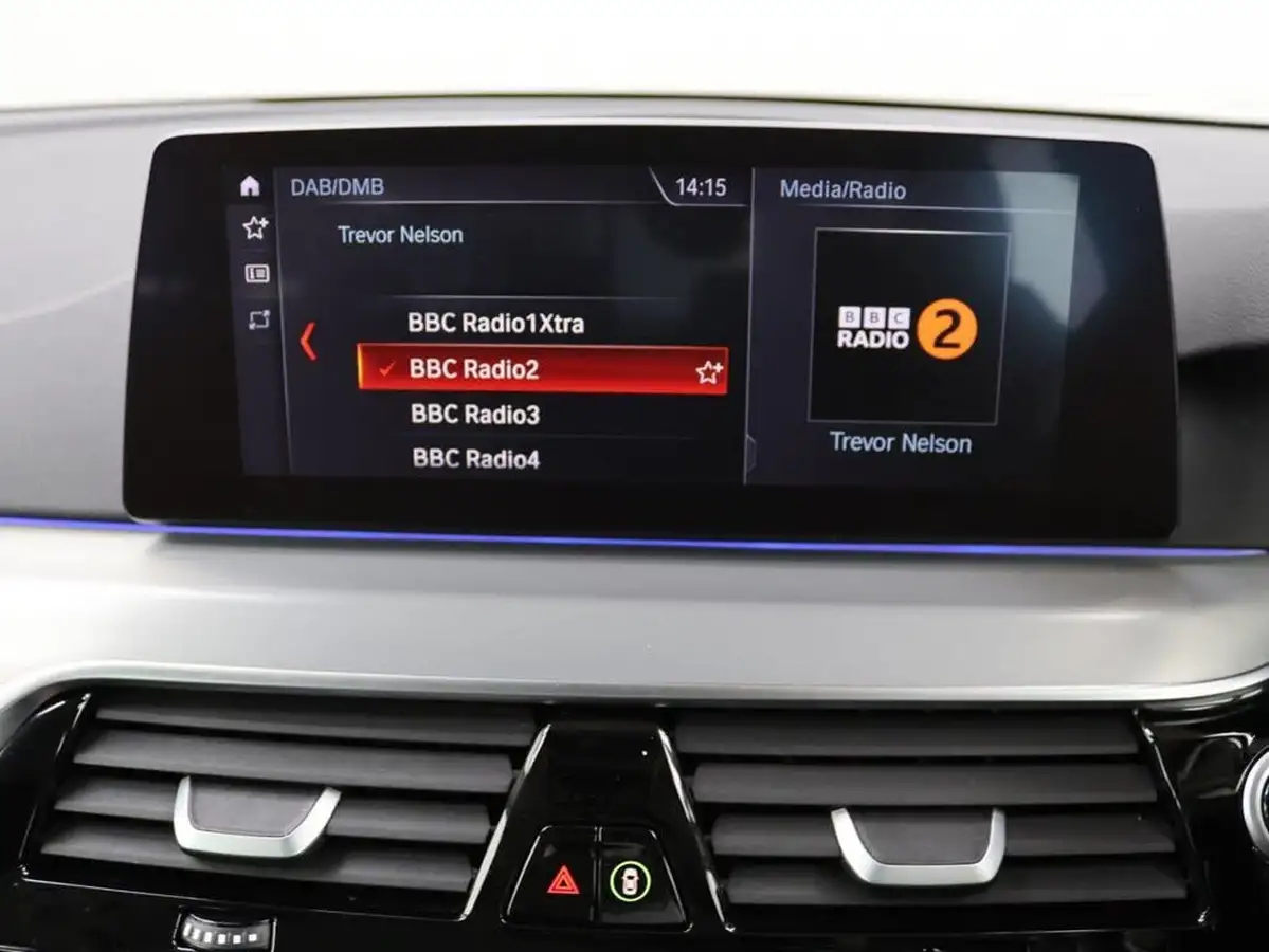 2019-bmw-5-series-20-530e-se-auto-big-12
