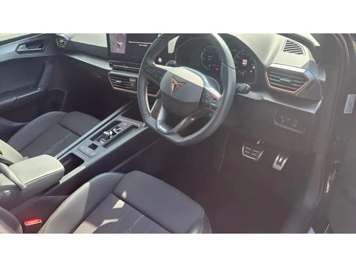 2024-cupra-leon-nf-14-e-hybrid-vz2-design-edition-hatchback-big-5