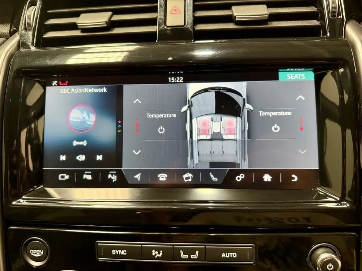 2020-land-rover-discovery-30-sd6-hse-big-29