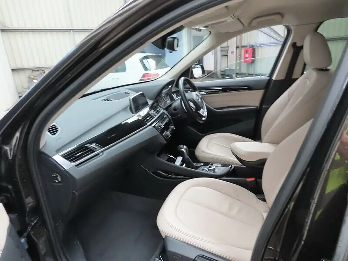 2017-bmw-x1-20-xdrive20i-xline-sport-big-10