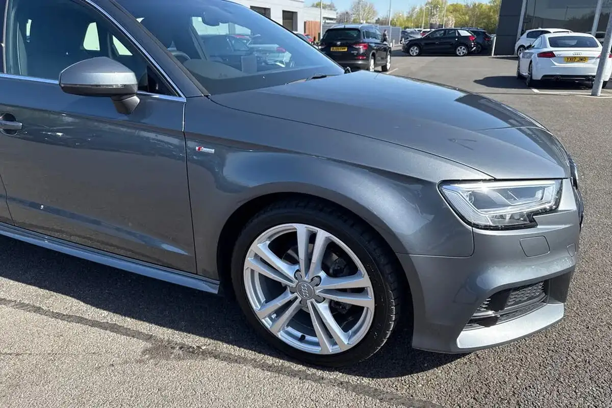 2019-audi-a3-16-30-tdi-s-line-sportback-5d-big-36
