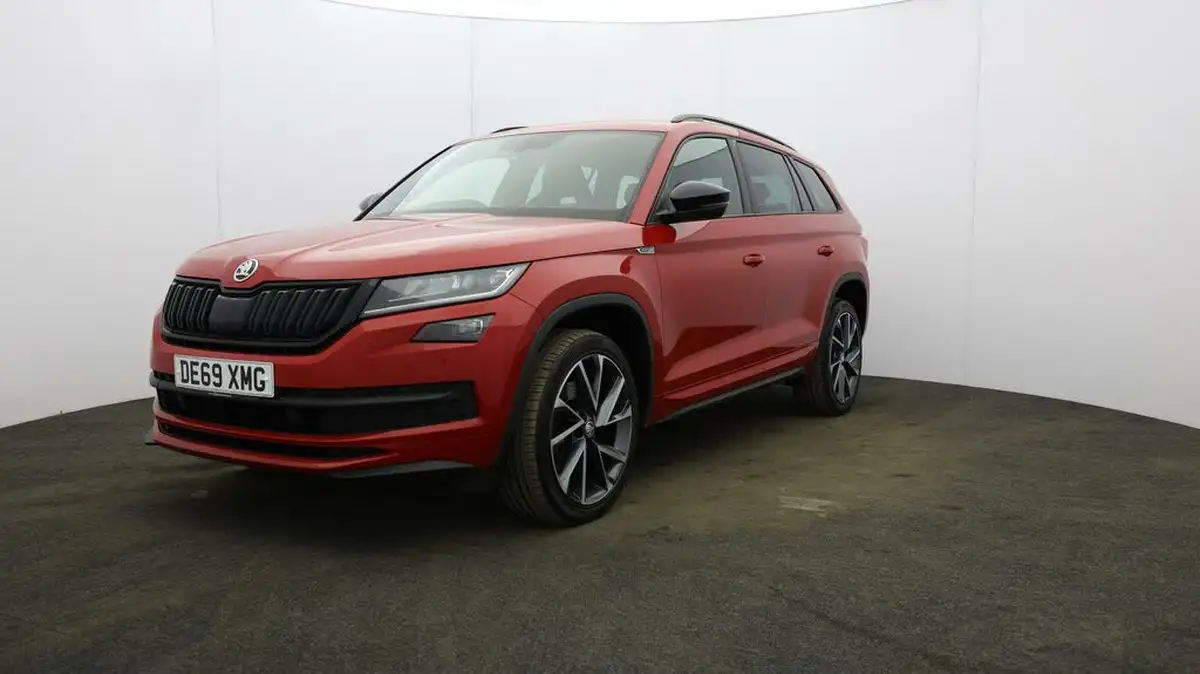 2019-skoda-kodiaq-20tdi-sportline-190ps-seats-scr-dsg-big-29