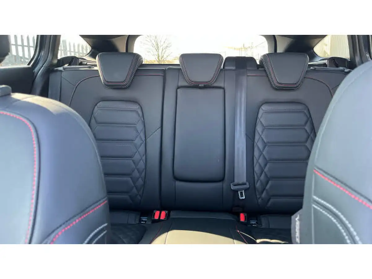 2022-ford-focus-10t-st-line-vignale-155ps-hybrid-mhev-estate-big-14