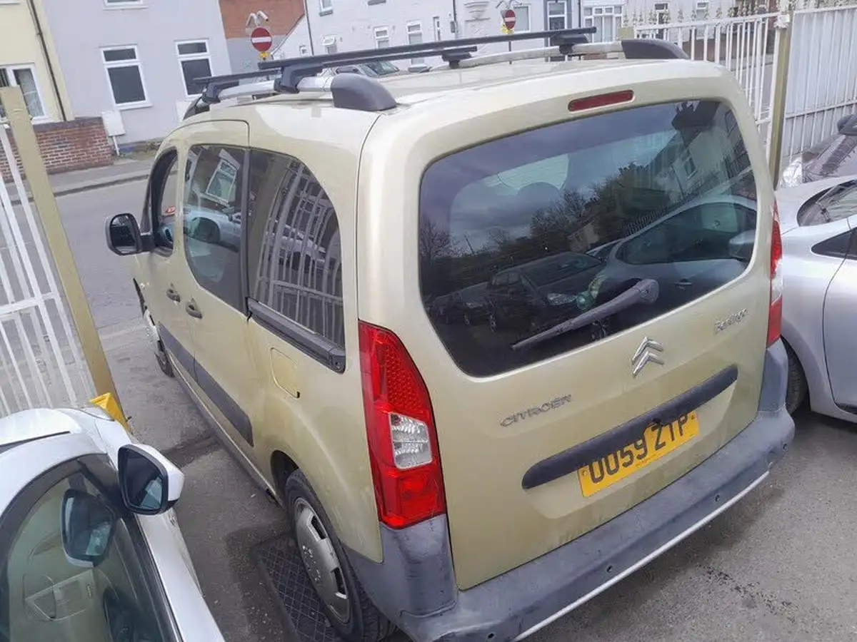2009-citroen-berlingo-16-xtr-big-2