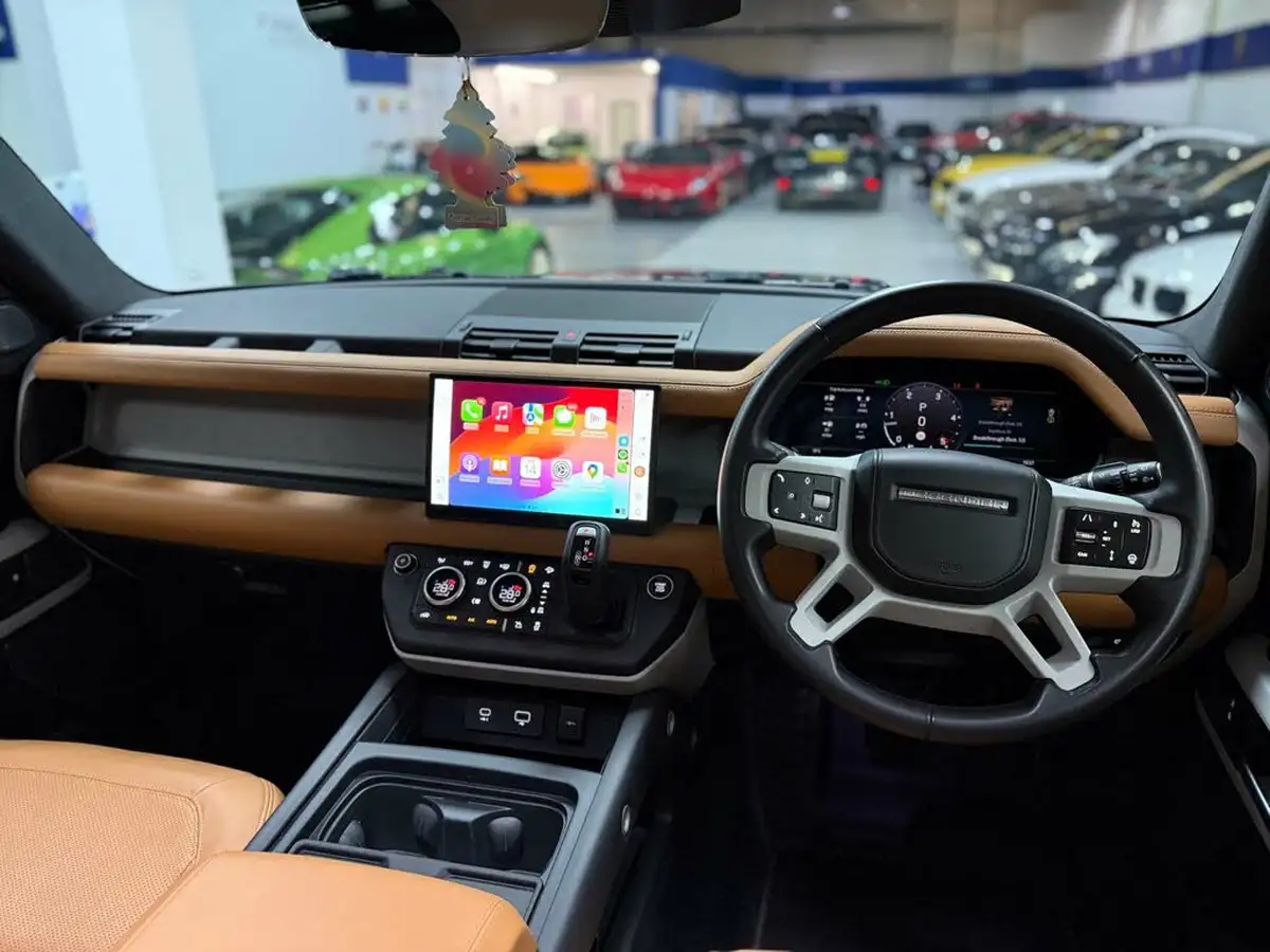 2022-land-rover-90-defender-30-d250-hse-big-1