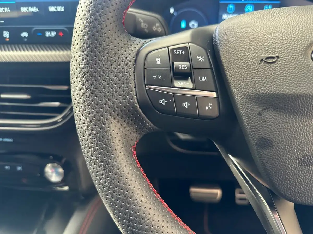 2024-ford-kuga-25t-st-line-243ps-phev-big-25