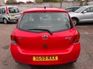 2009-toyota-yaris-133-tr-3d-mmt-small-3