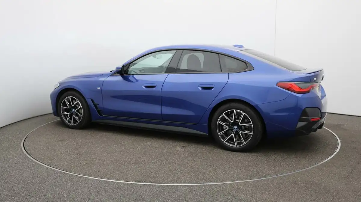 2022-bmw-i4-e-edrive40-m-sport-big-41