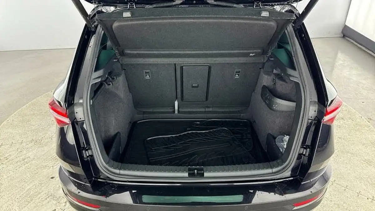 2022-skoda-karoq-15-tsi-sportline-big-32