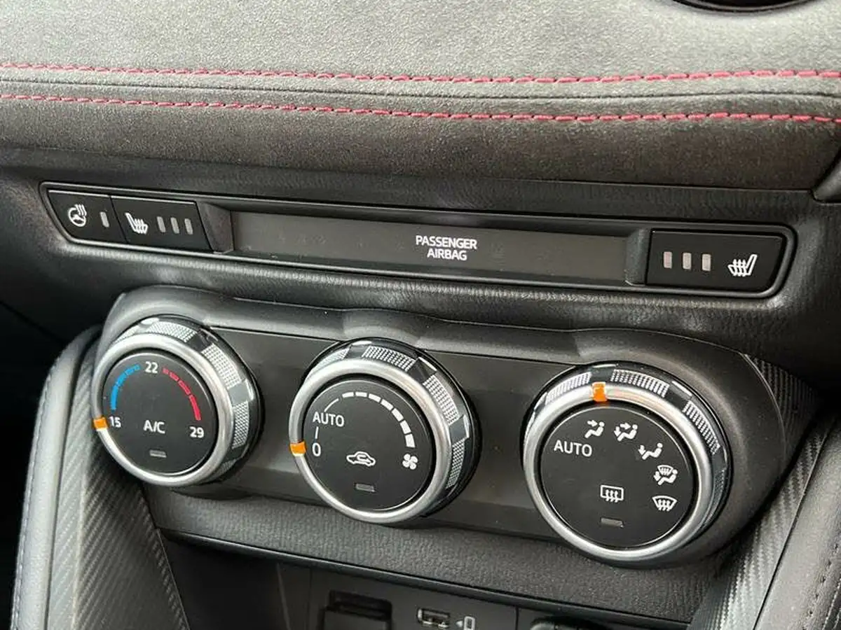 2023-mazda-mazda2-15-e-skyactiv-g-homura-aka-90ps-big-20