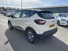 2018-renault-captur-09-tce-play-small-2