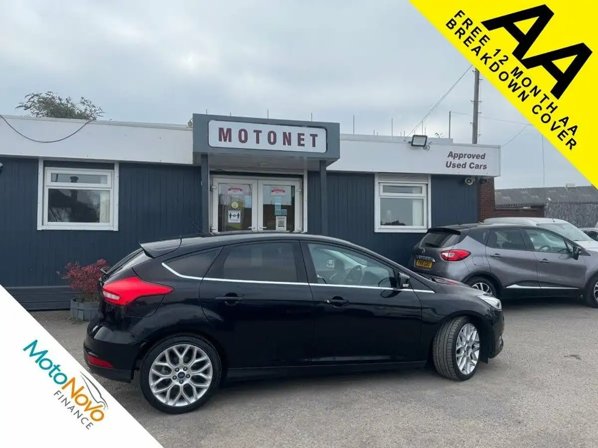 2015-ford-focus-20tdci-titanium-x-hatchback-big-19