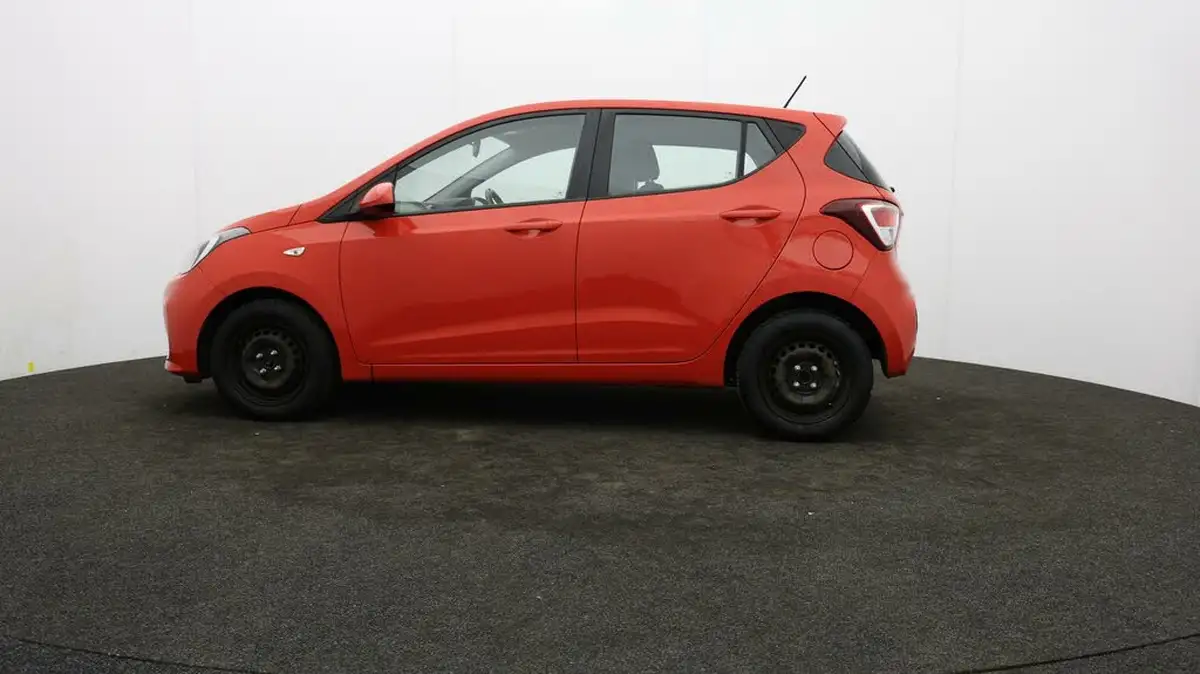 2018-hyundai-i10-10-se-67ps-big-62