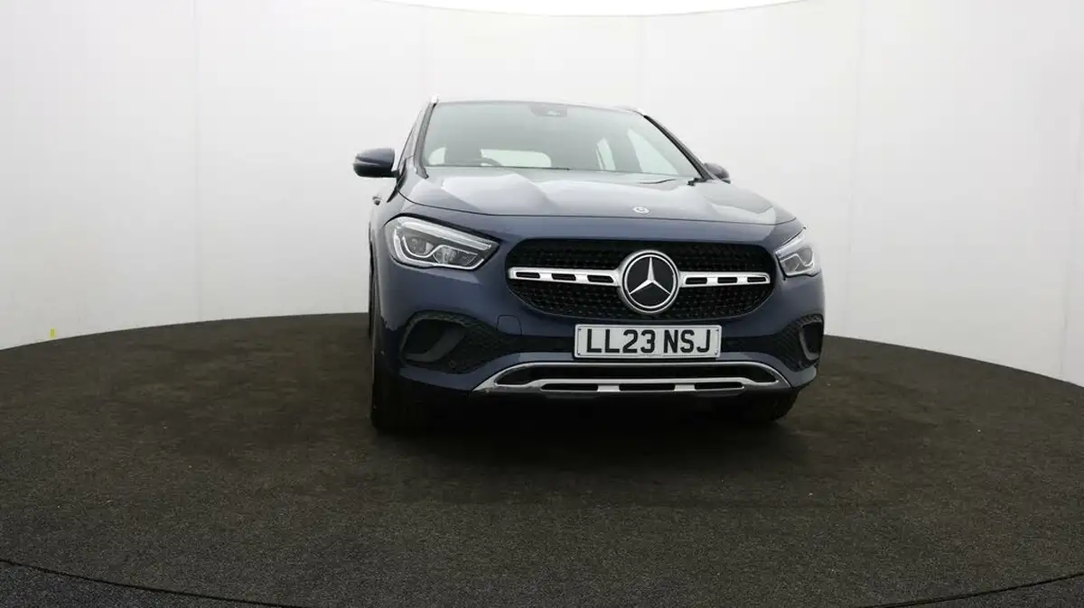 2023-mercedes-benz-gla-class-13-gla-200-sport-executive-station-wagon-big-46