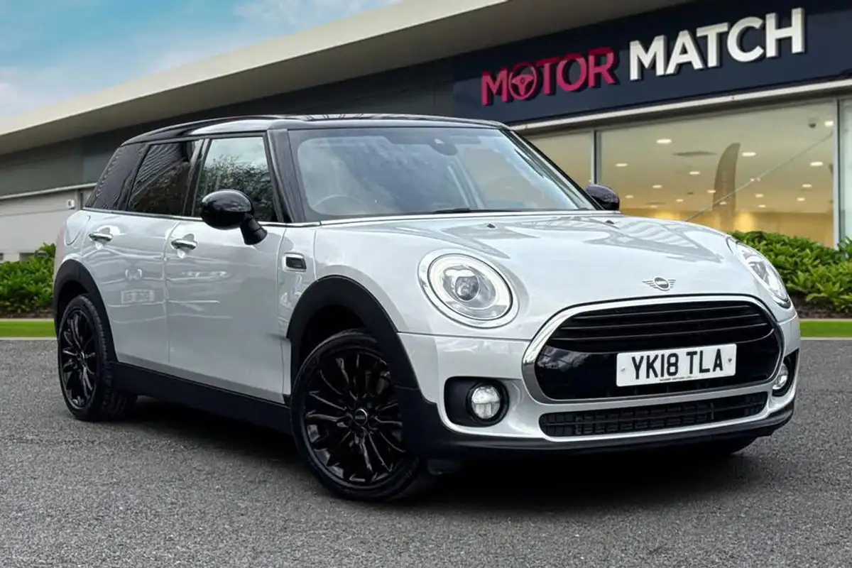 2018-mini-clubman-15-cooper-auto-big-0