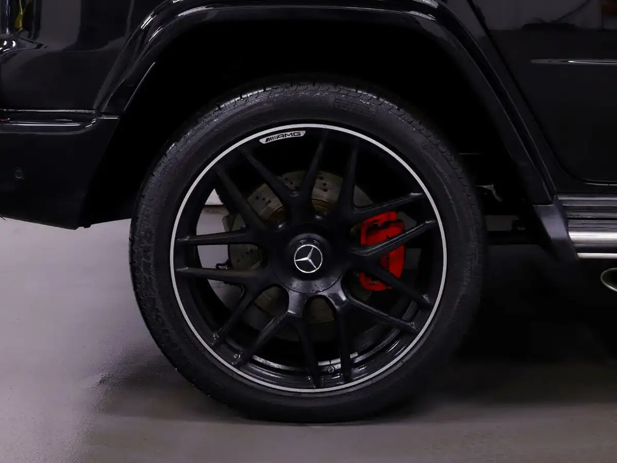 2021-mercedes-benz-g-class-40-g63-amg-big-61