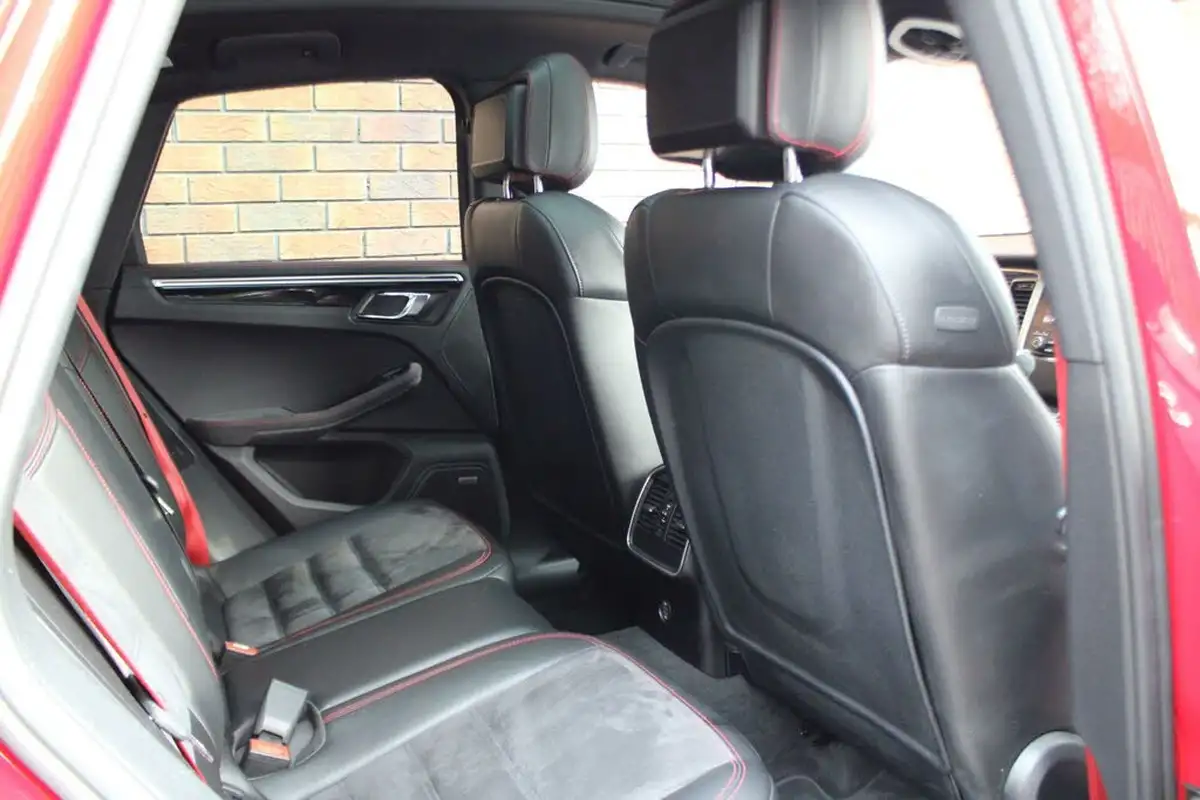 2017-porsche-macan-30-gts-ss-big-10