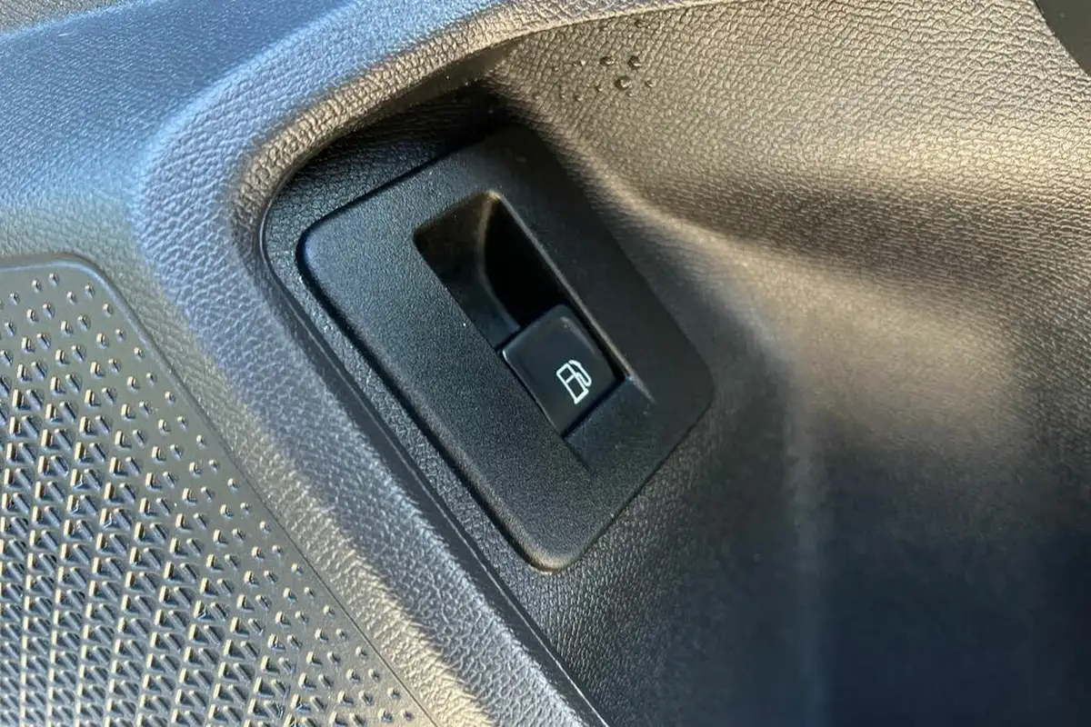 2023-cupra-formentor-14-e-hybrid-v2-big-18