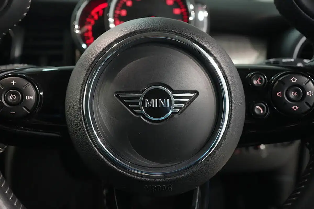 2019-mini-cooper-15-cooper-exclusive-134bhp-hatchback-5d-big-29