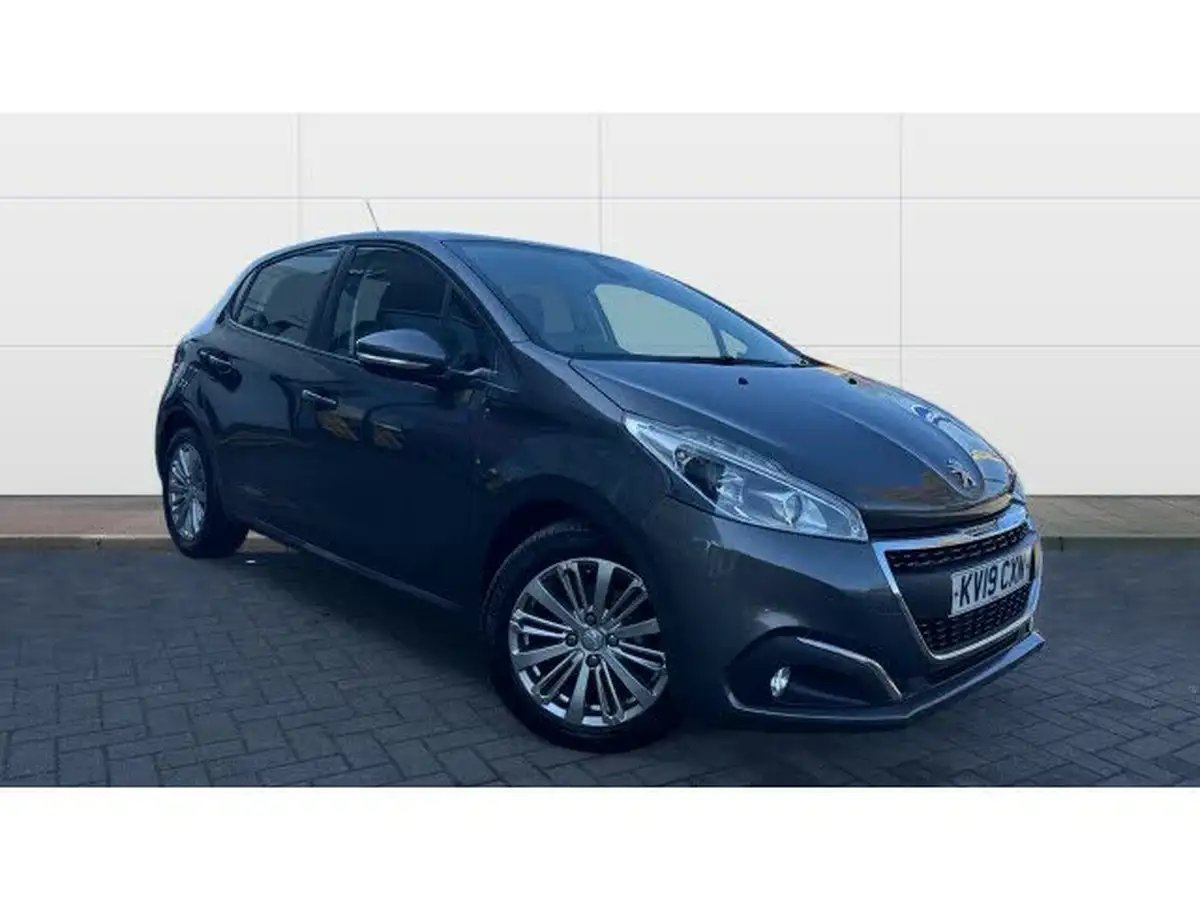 2019-peugeot-208-12-puretech-signature-big-0