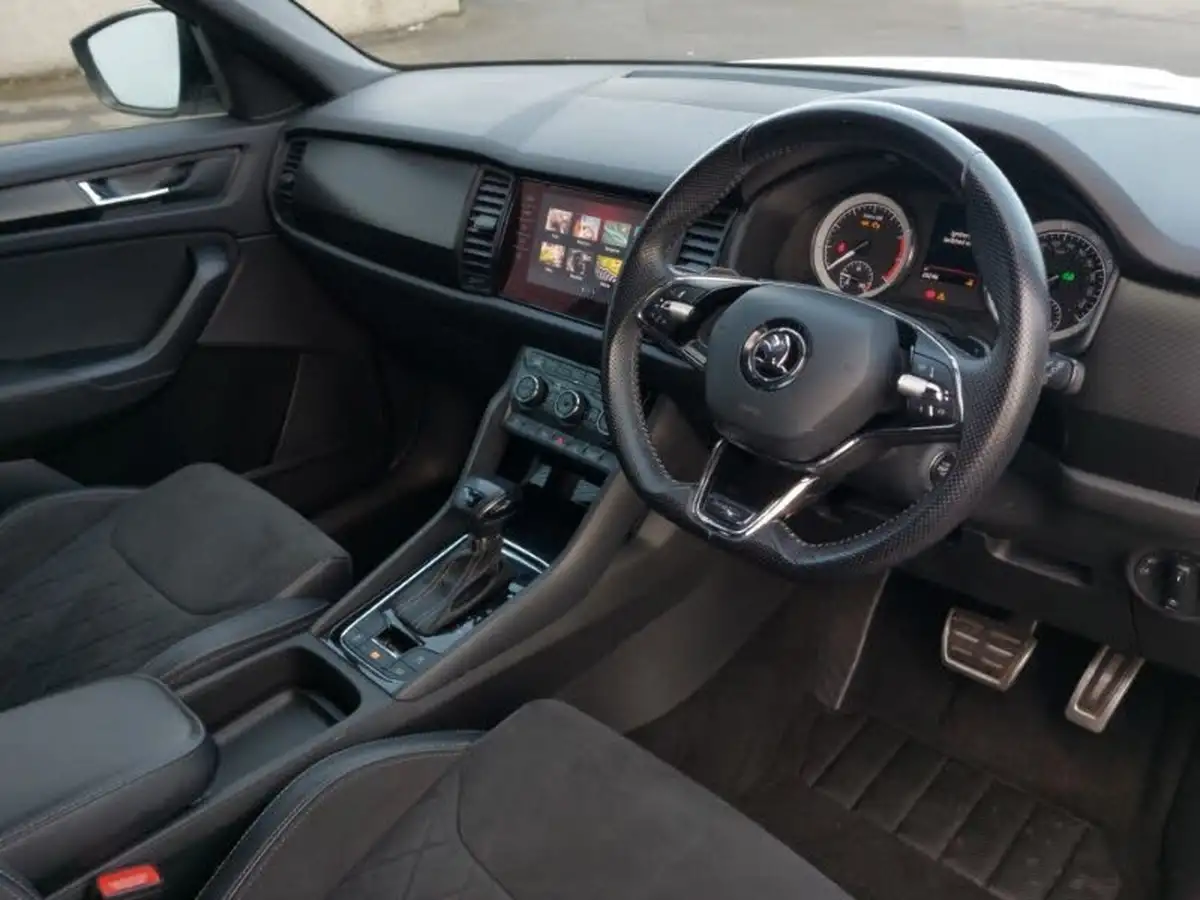 2021-skoda-kodiaq-15-tsi-sportline-big-11