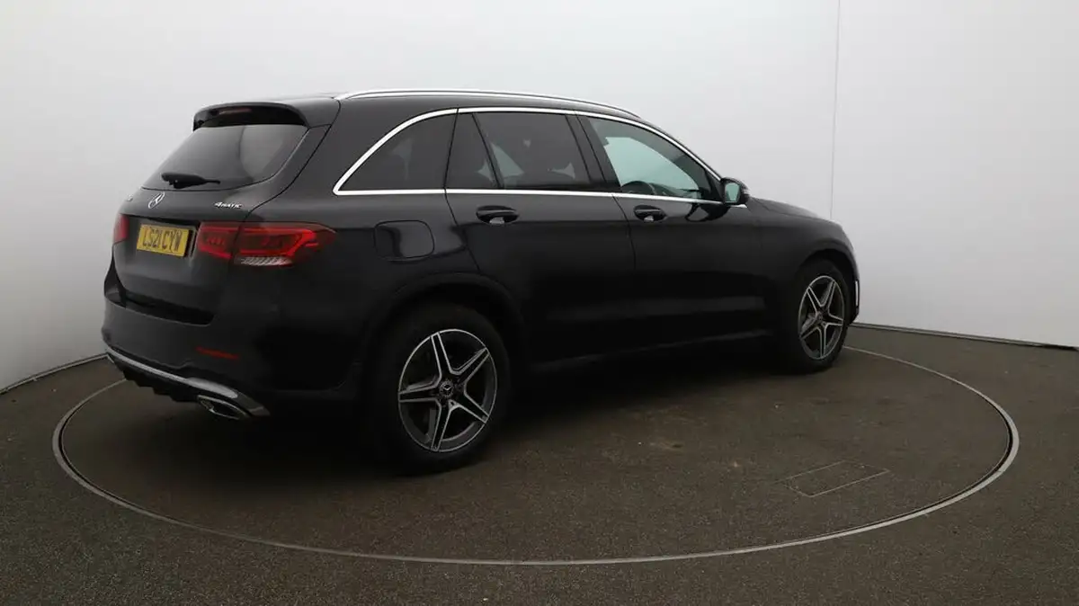 2021-mercedes-benz-glc-class-20d-glc220d-amg-line-station-wagon-5d-1950cc-4matic-plus-big-44
