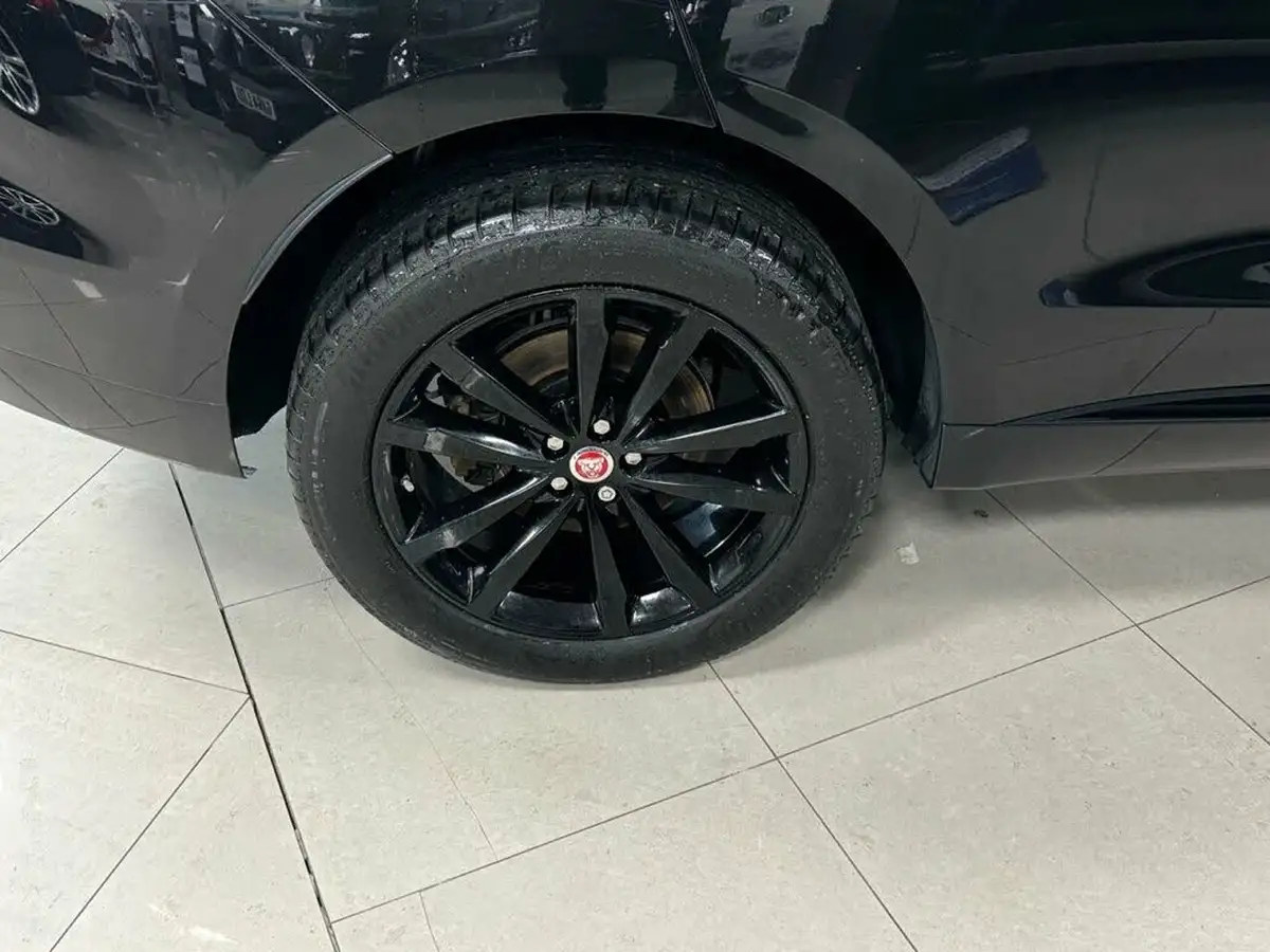 2016-jaguar-f-pace-20-i4d-r-sport-awd-auto-big-68