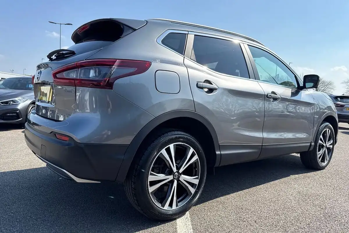2020-nissan-qashqai-13-dig-t-n-connecta-140ps-big-33