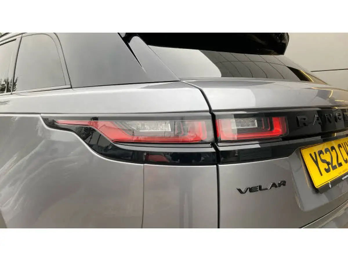 2022-land-rover-range-rover-velar-20-d200-velar-edition-big-18