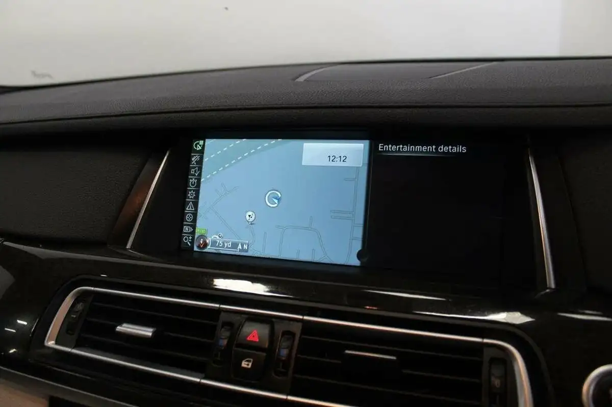 2013-bmw-7-series-30td-730d-m-sport-big-27