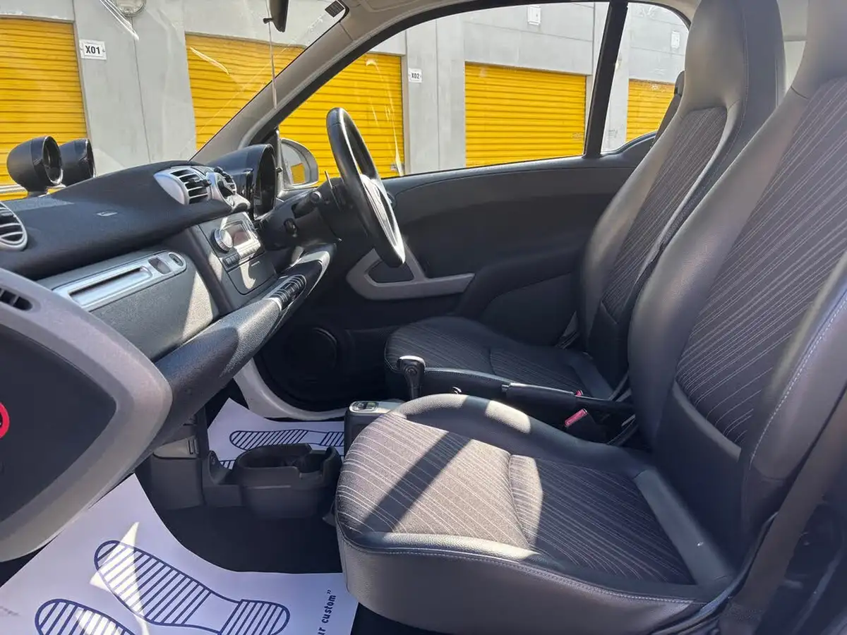 2013-smart-fortwo-10-pulse-71bhp-coupe-softouch-big-10
