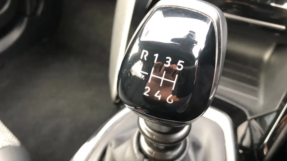 2024-peugeot-2008-suv-12-puretech-allure-130ps-big-20