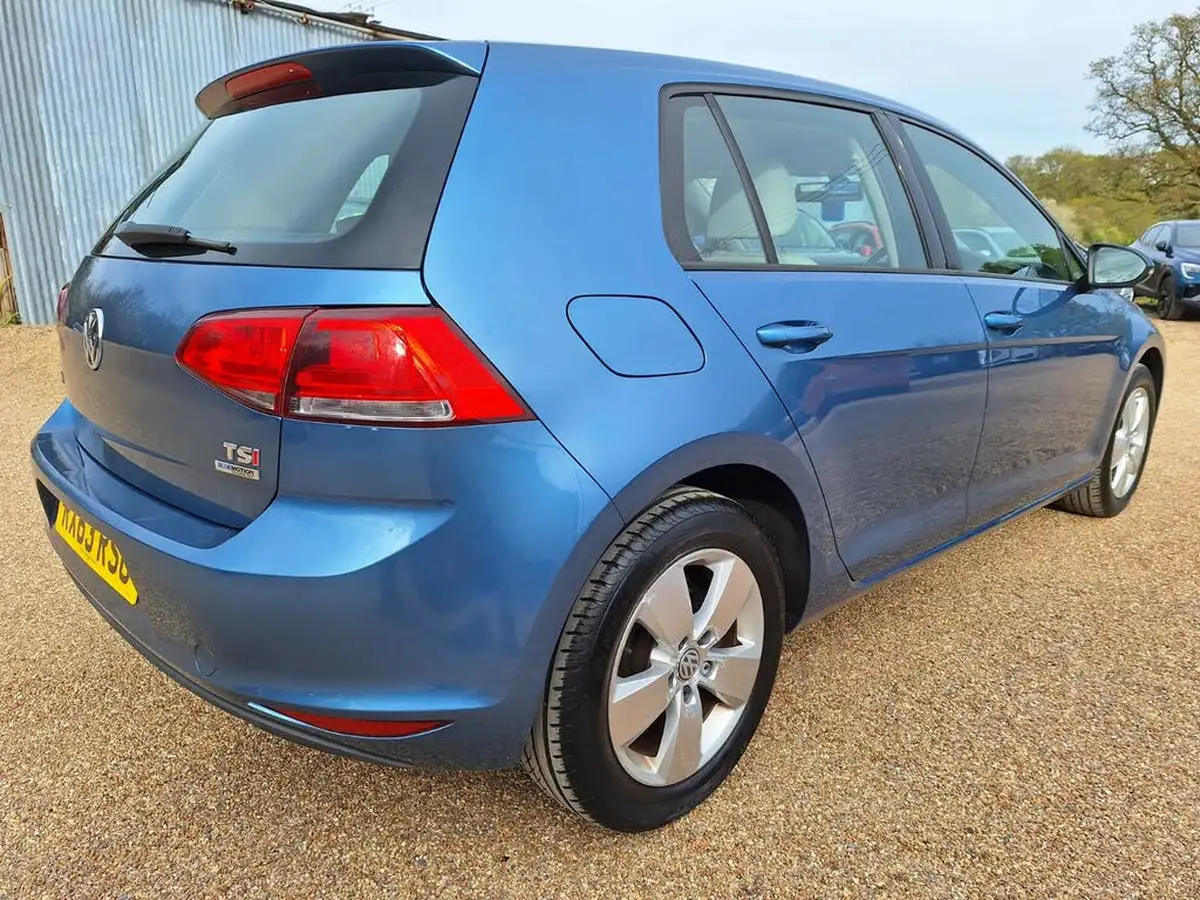 2013-volkswagen-golf-14-se-ss-hatchback-5d-1395cc-dsg-big-5
