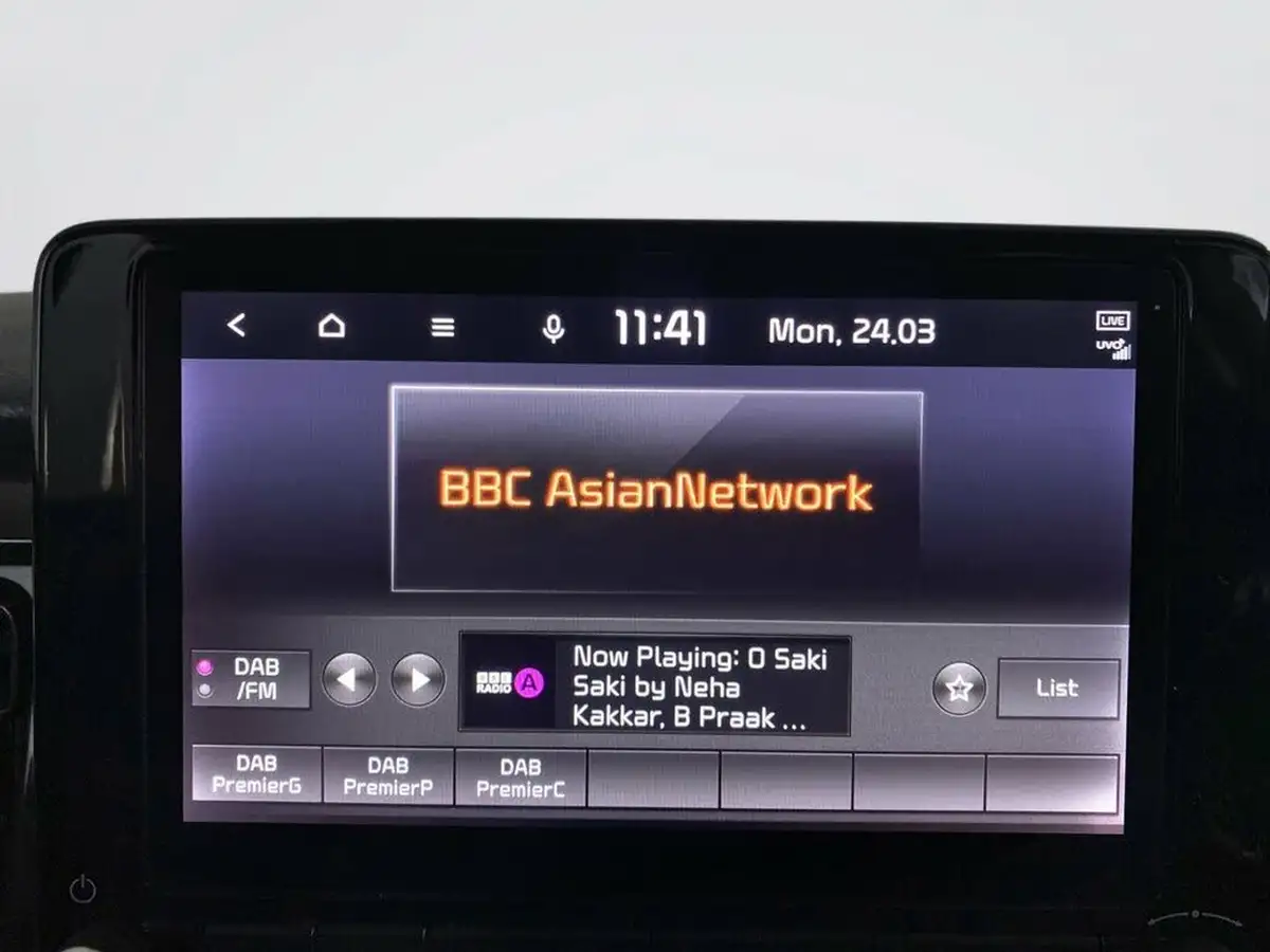 2021-kia-stonic-10-t-gdi-connect-dct-big-21
