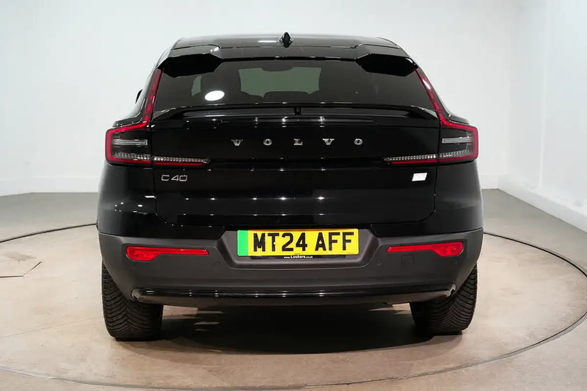 2023-volvo-c40-e-twin-recharge-ultimate-big-8