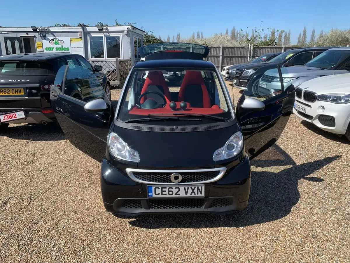 2012-smart-fortwo-08td-passion-coupe-softouch-big-35