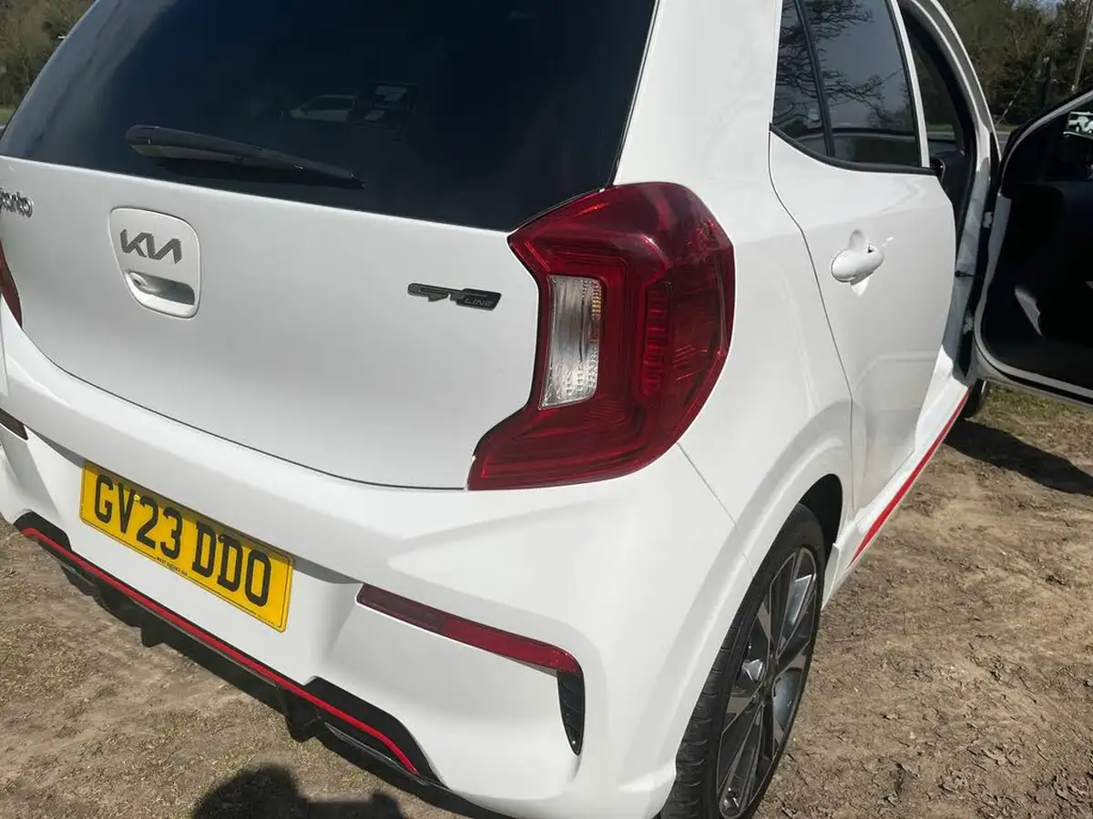 2023-kia-picanto-10-gt-line-auto-seq-big-25