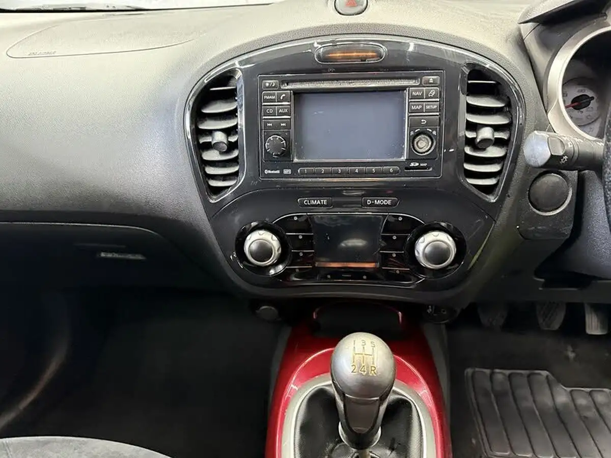 2011-nissan-juke-16-acenta-premium-16v-1598cc-big-31