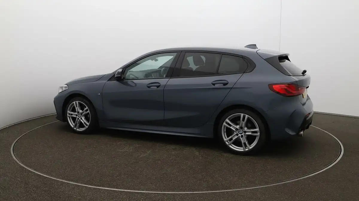 2021-bmw-1-series-15td-116d-m-sport-lcp-dct-big-40