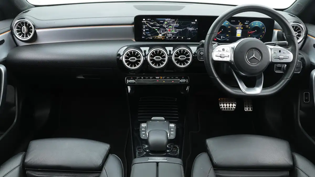 2020-mercedes-benz-cla-13-cla-180-amg-line-premium-plus-coupe-4d-big-13