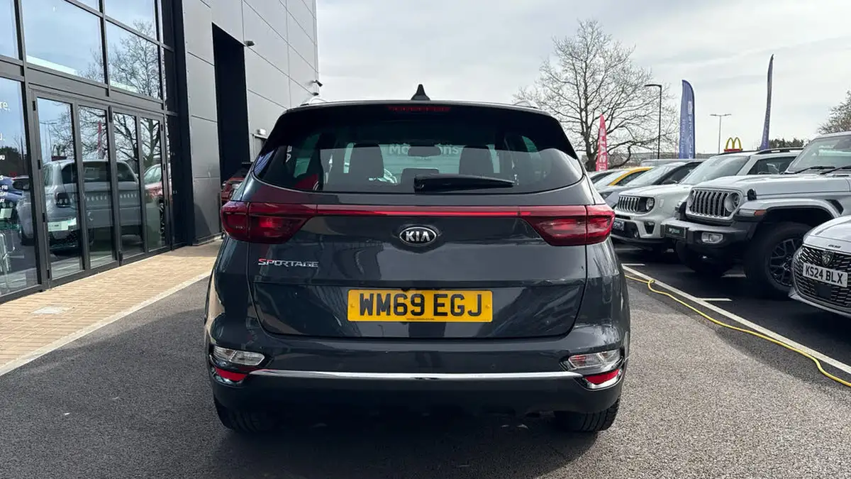 2020-kia-sportage-16-gdi-2-big-8