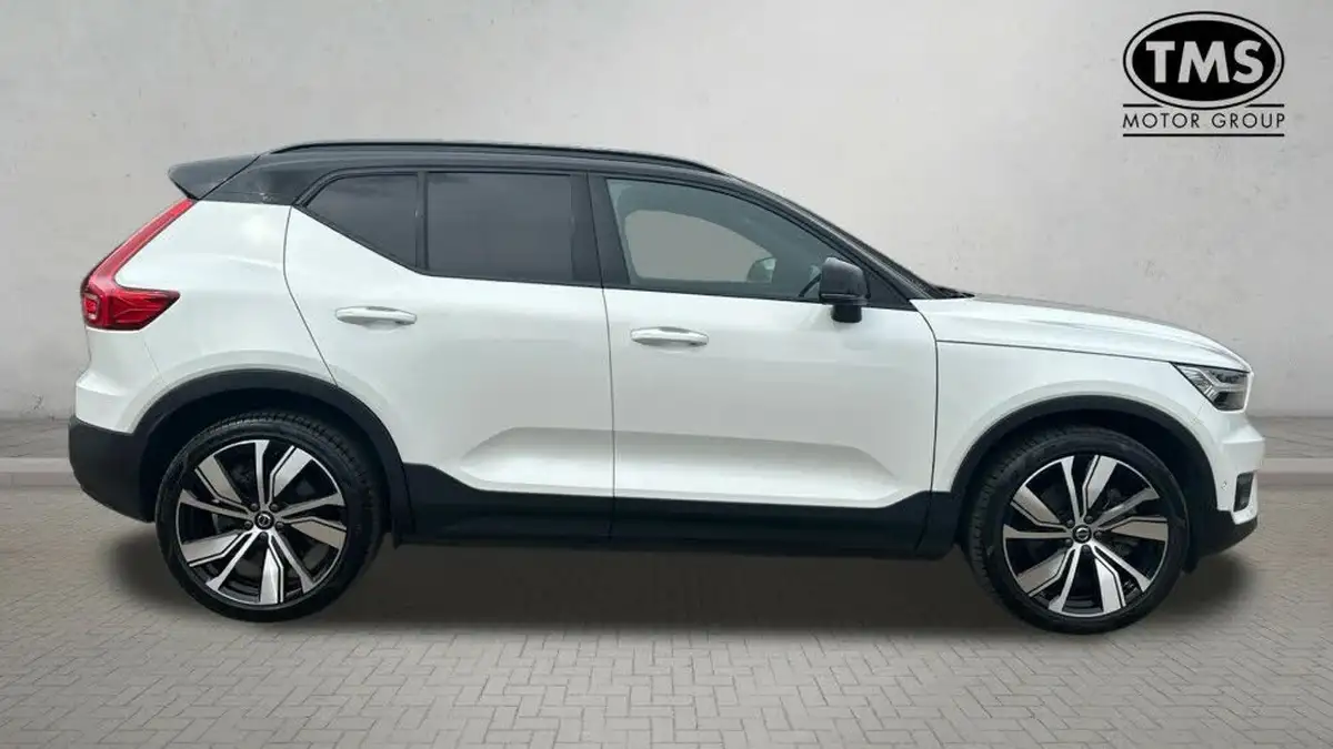 2021-volvo-c40-e-twin-recharge-pro-big-3