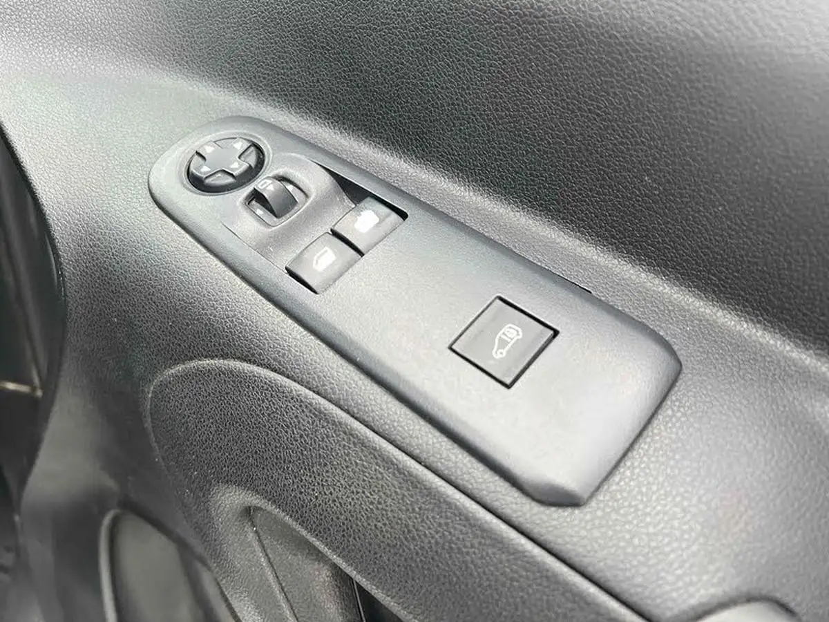 2021-citroen-berlingo-15bluehdi-650-enterprise-pro-big-17
