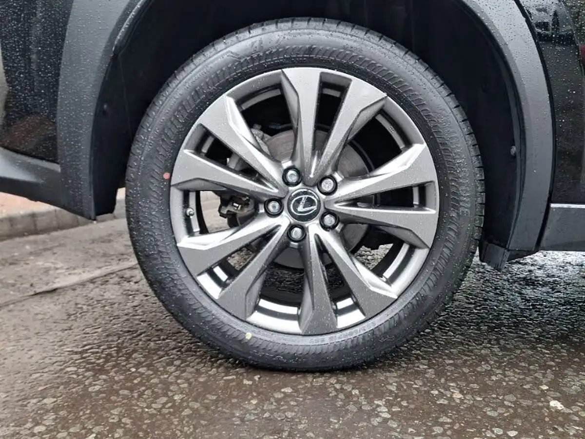2022-lexus-ux-250h-20-f-sport-premium-plus-pack-big-11