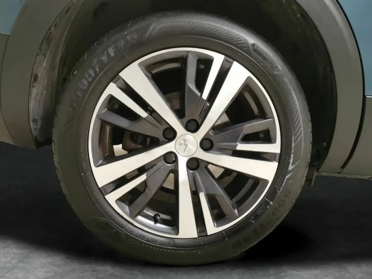 2019-peugeot-5008-suv-12-puretech-allure-big-23