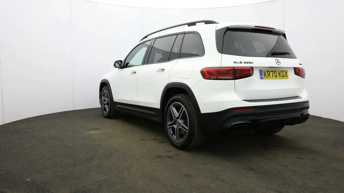 2020-mercedes-benz-glb-class-20d-glb220d-amg-line-premium-5-big-38