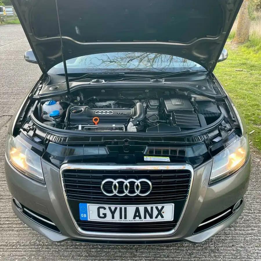 2011-audi-a3-14-sport-tfsi-hatchback-3d-big-35