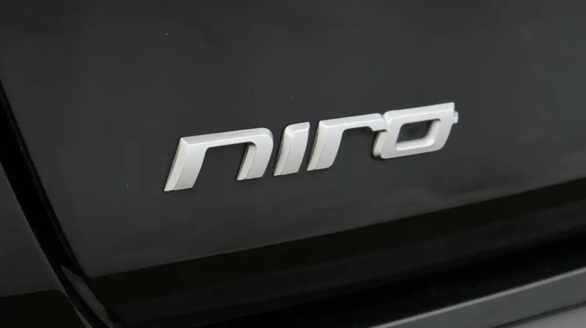 2020-kia-e-niro-ev-4-big-20